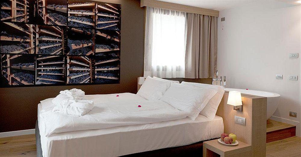 Wine Hotel Retici Balzi Poggiridenti Экстерьер фото