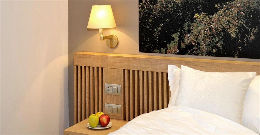 Wine Hotel Retici Balzi Poggiridenti Экстерьер фото